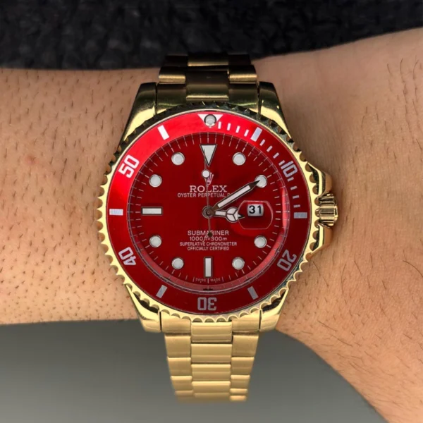 Relógio Rolex Submariner Dourado Vermelho linha Gold a prova dagua