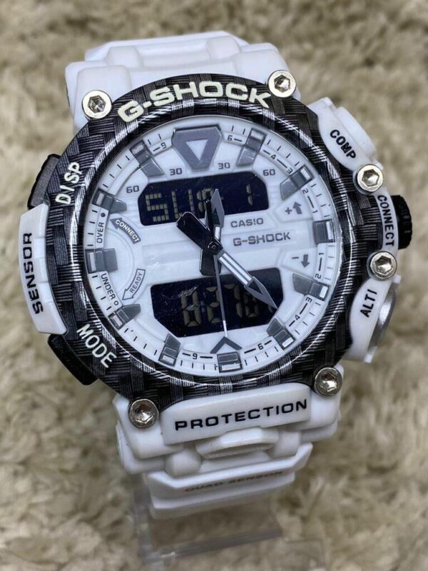 Relógio masculino G-shock Mudmaster GP Preto/Branco a prova dagua