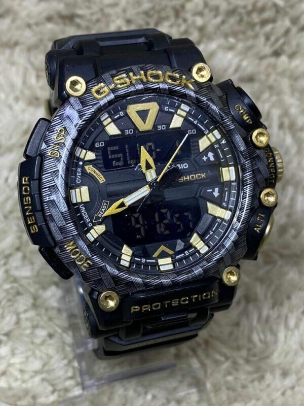 Relógio masculino G-shock Mudmaster GP Preto/Dourado a prova dagua